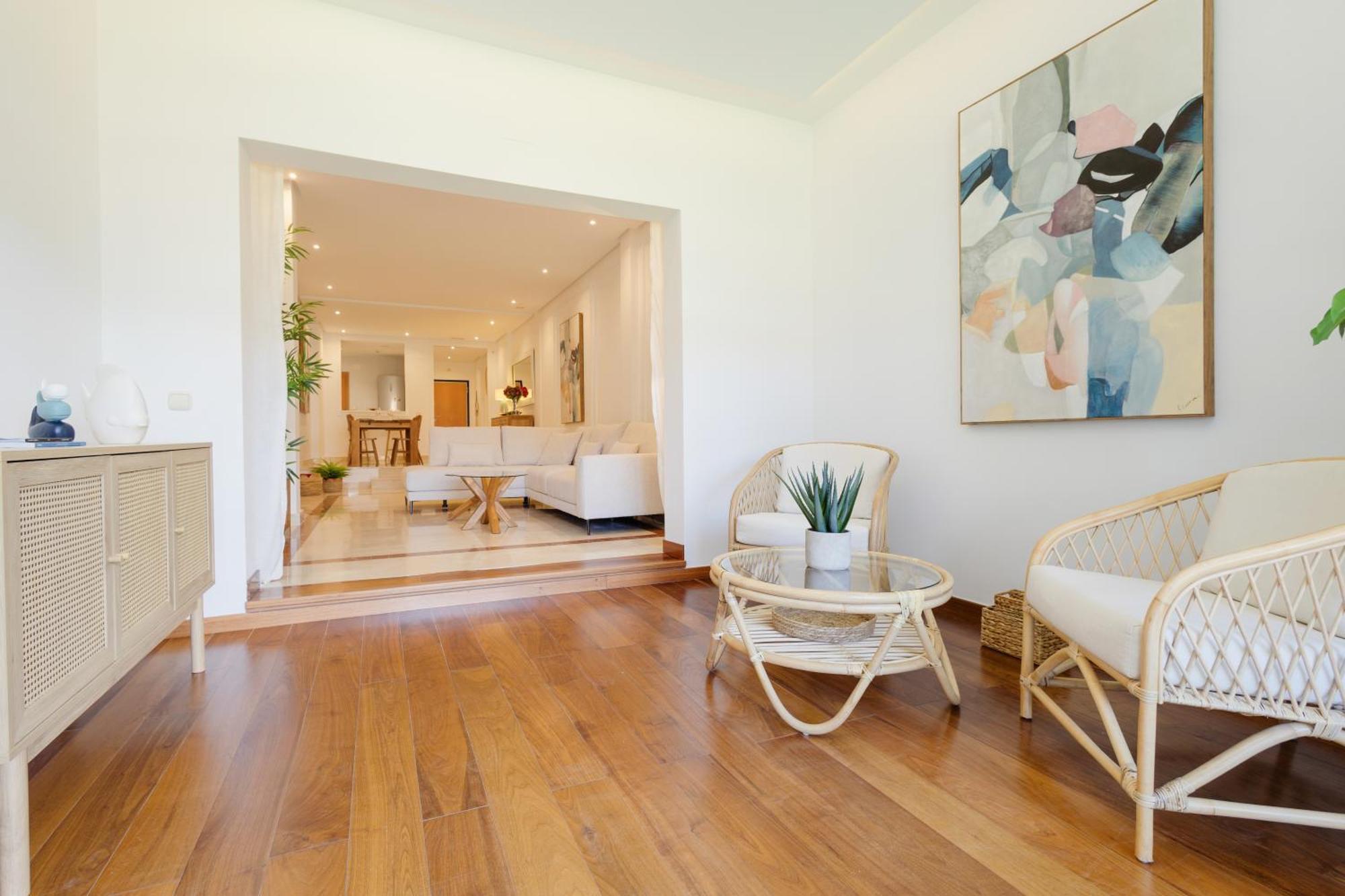 Apartamento 3 Bedroom Apartment, With Private Garden And Terrace, In Puerto Banus